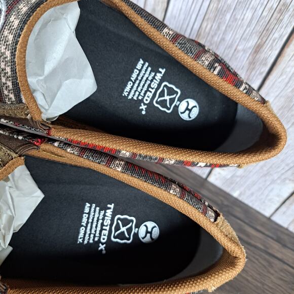 Loafers_&_Slip_Ons